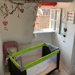 Апартаменти Aux Petits Coeurs De Petite Venise *