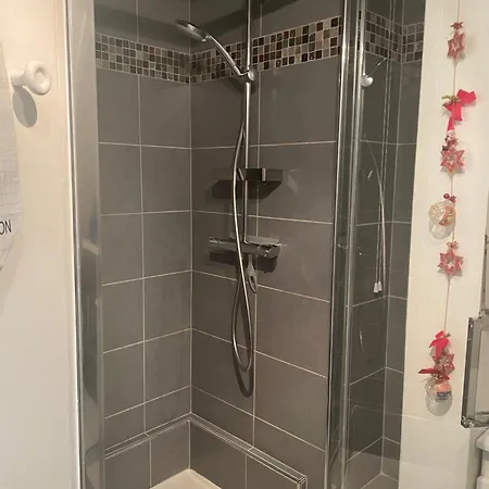 Aux Petits Coeurs De Petite Venise